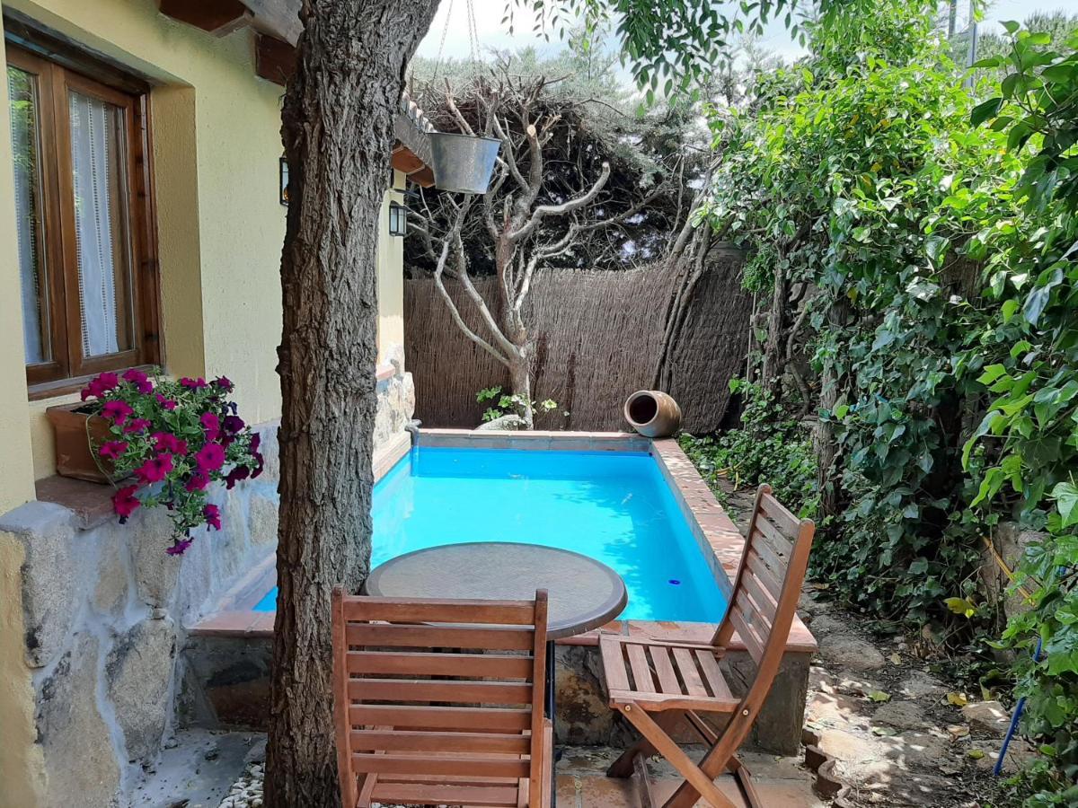 Acogedora Casa Rural En La Sierra De Madrid Mataelpino Exterior foto